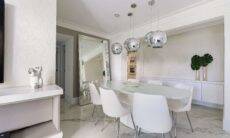Apartamento monocromático branco tem toque clean e muito luxo. Sabrina Gnipper Arquitetura/ Foto: Estúdio 360