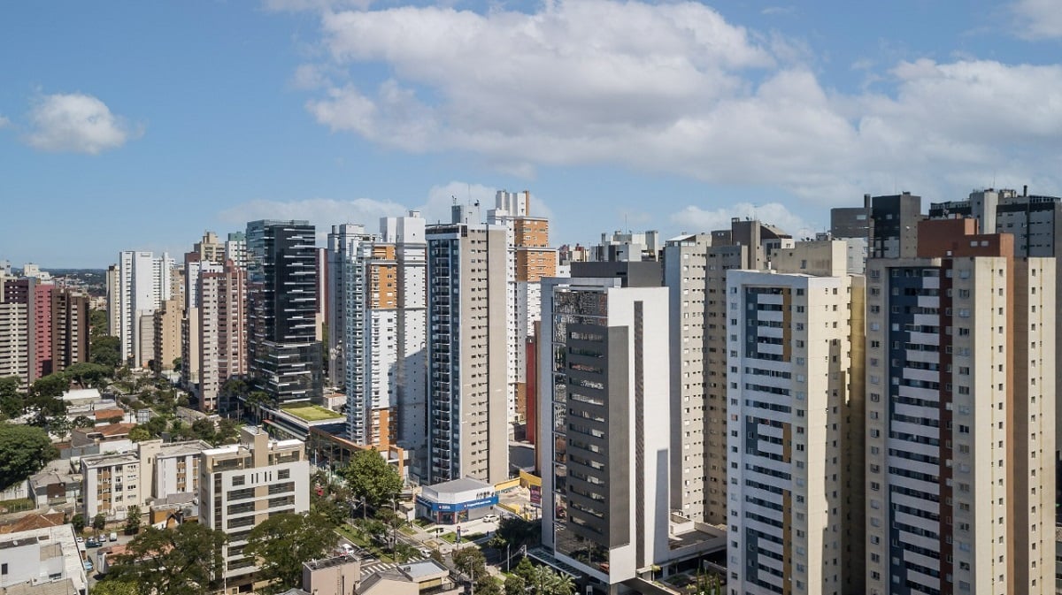 Sustentabilidade e tecnologia são as principais tendências de construção e moradia em 2023. Fotos: Divulgação/ Yogha